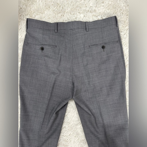 Tailored Tommy Hilfiger Mens Shark Skin Two Button Suit - Picture 9 of 16